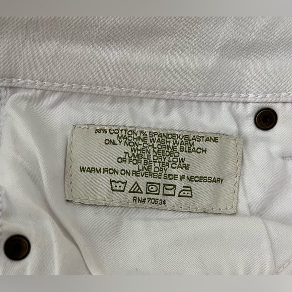 Orvis Women’s White Denim Jeans, Straight Leg Raw Hem Rolled, 27” Inseam; Size 6 - Picture 5 of 9
